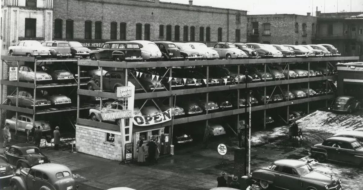 Mid-century mechanical parking system example